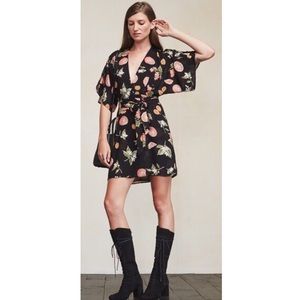 Reformation Tahara Fruitc Print Wrap Dress Large